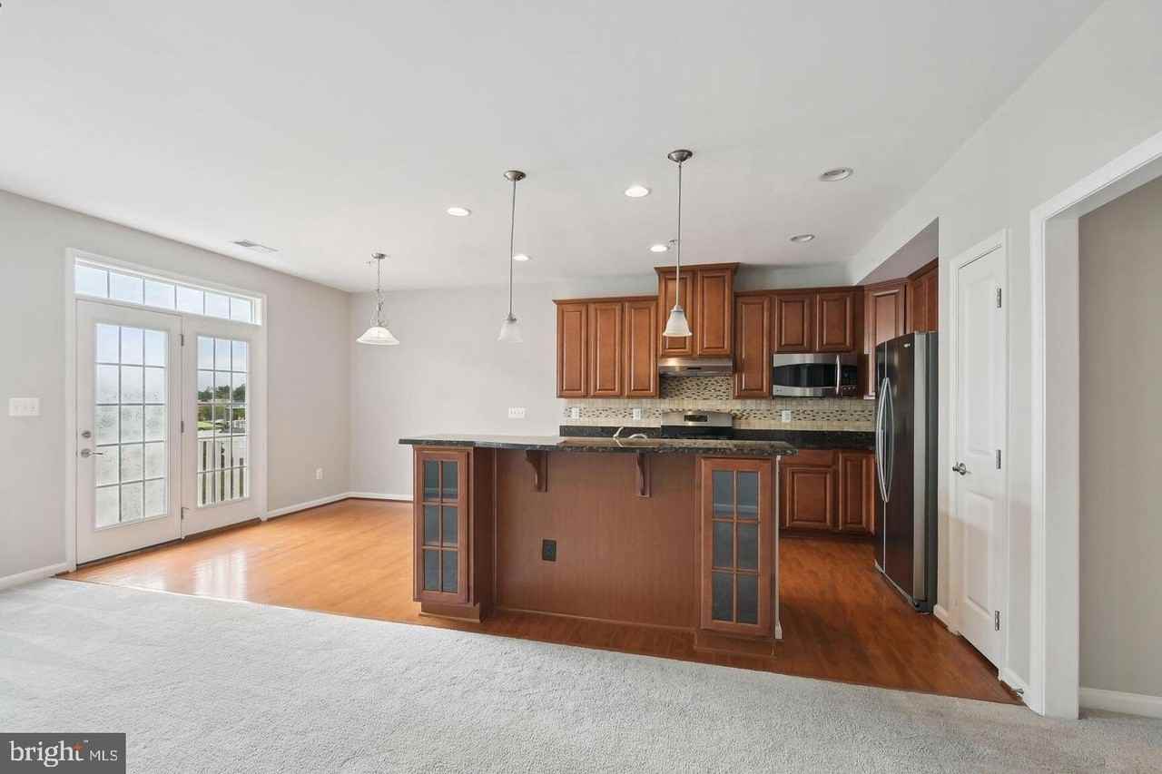21648 Romans Dr - Photo 4 of 18