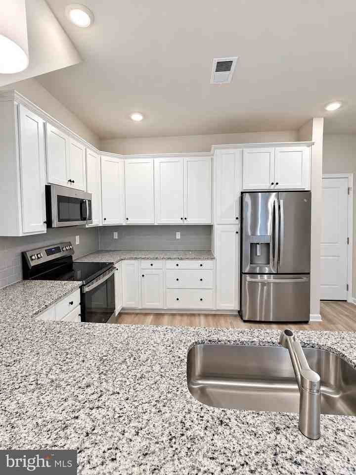 42635 Darala Dr - Photo 2 of 22