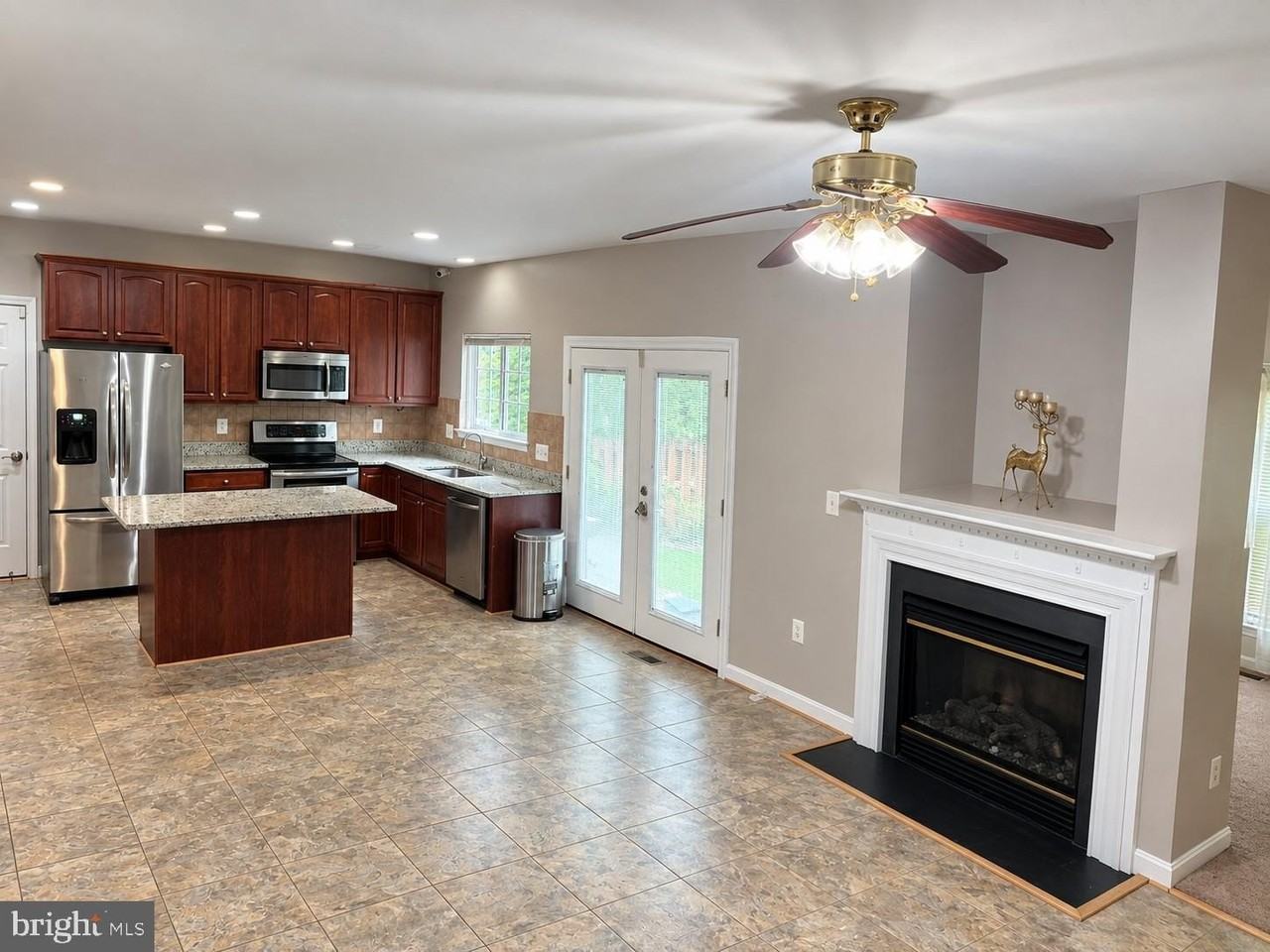 8643 Adrienne Pl - Photo 6 of 25
