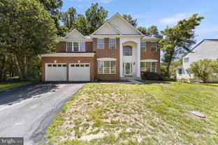 9201 Golf Ct - Photo 1 of 1