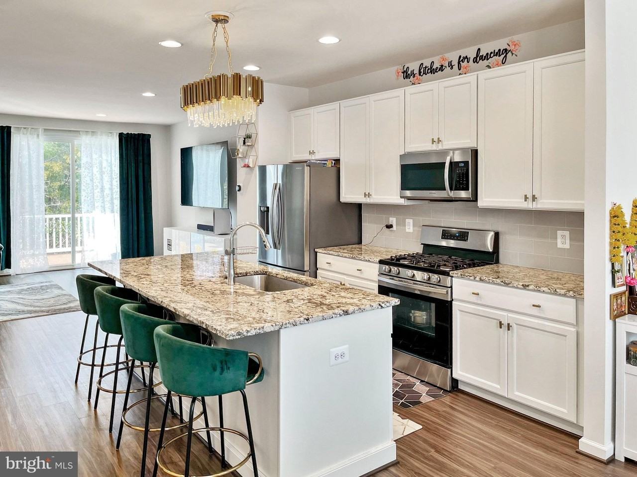 9138 Wyche Knoll Ln - Photo 3 of 13