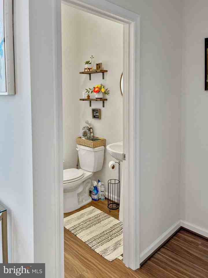 9138 Wyche Knoll Ln - Photo 7 of 13