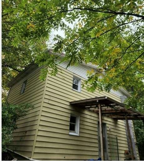 1015 Petrey Street Southeast - Photo 3 of 19