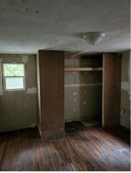 1015 Petrey Street Southeast - Photo 5 of 19