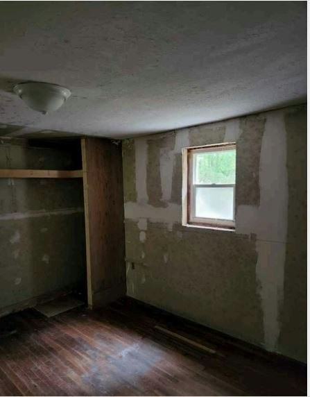 1015 Petrey Street Southeast - Photo 7 of 19