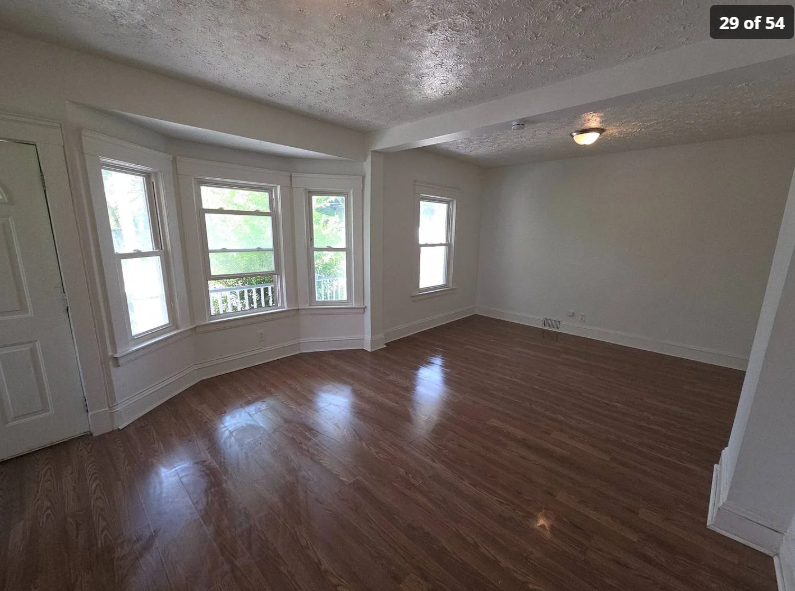 8323 Medina Ave - Photo 2 of 17