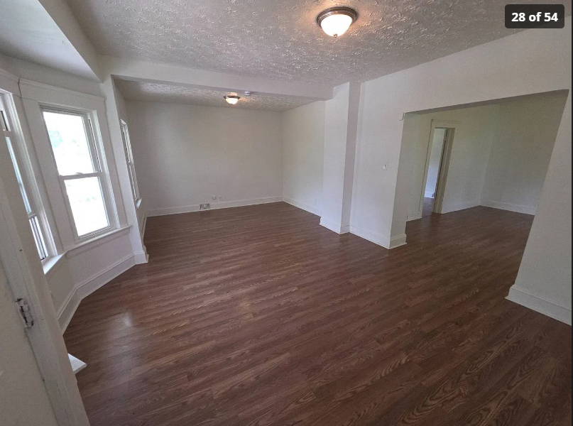 8323 Medina Ave - Photo 3 of 17