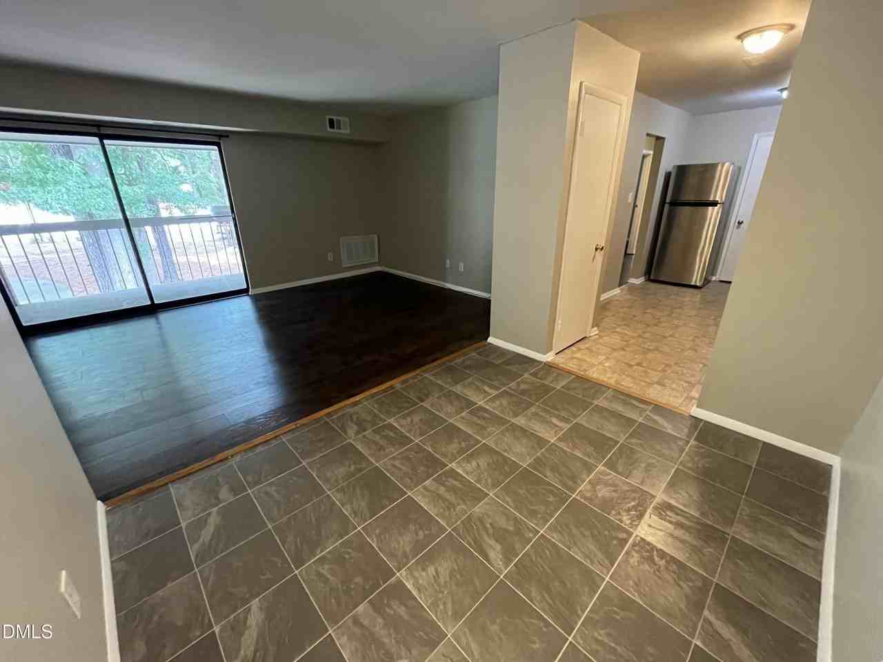 1022 Sandlin Pl - Photo 5 of 16