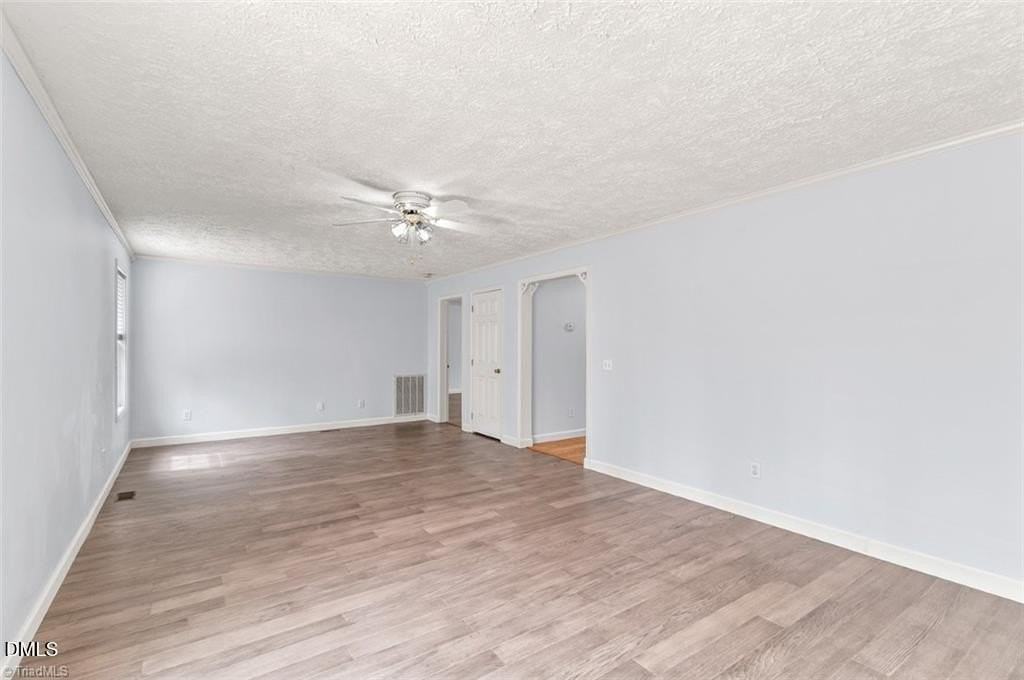 3806 Polonia Ct - Photo 6 of 11