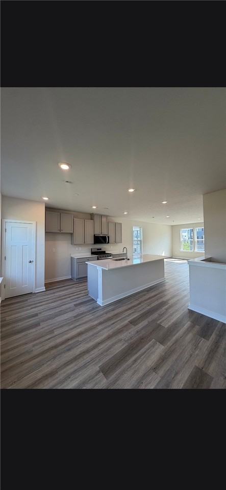 769 Olivia St - Photo 3 of 24