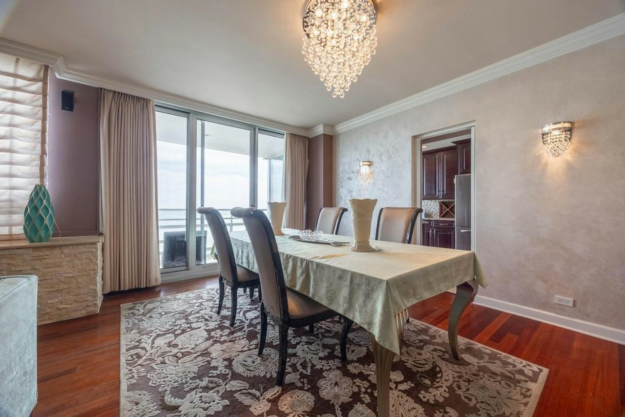 1300 North Lake Shore Drive, Unit 10B - Photo 5 of 31