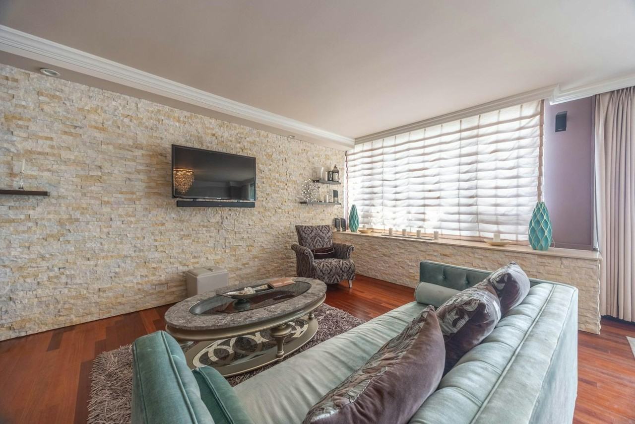1300 North Lake Shore Drive, Unit 10B - Photo 7 of 31