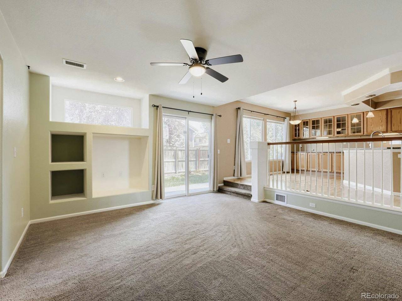 19899 East 41st Avenue - Photo 4 of 12