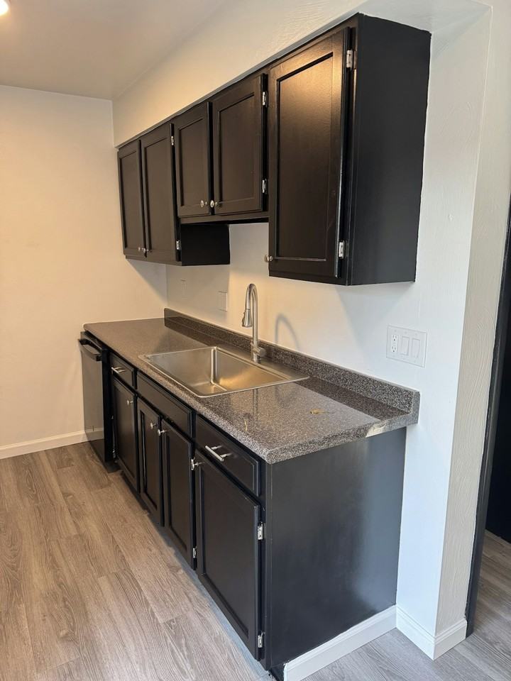 4165 West Ridge Road - Photo 4 of 36
