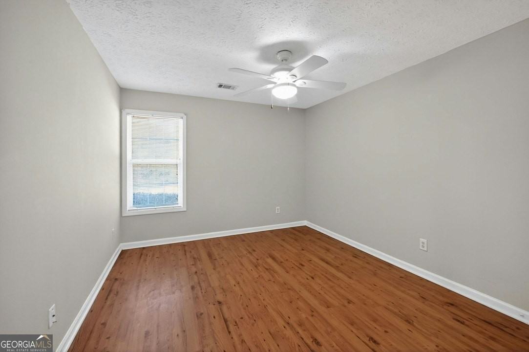 5186 Sudbury Point Ln - Photo 7 of 13