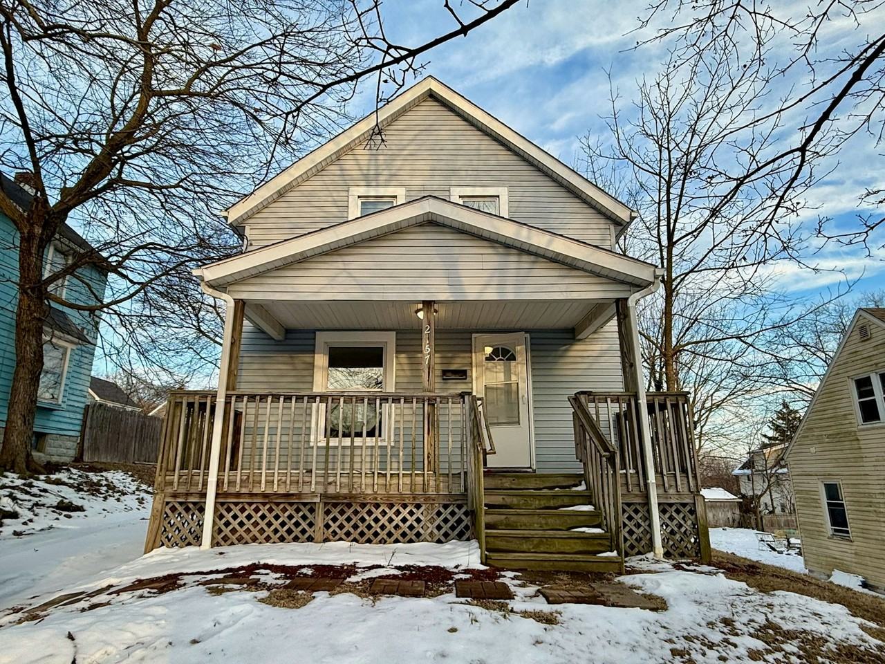 2157 10th Street Southwest - Photo 2 of 18