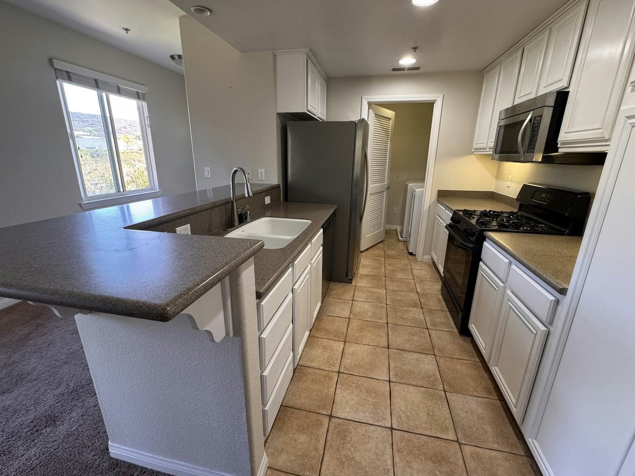 13045 Evening Crk S Dr, Unit 43 - Photo 3 of 18