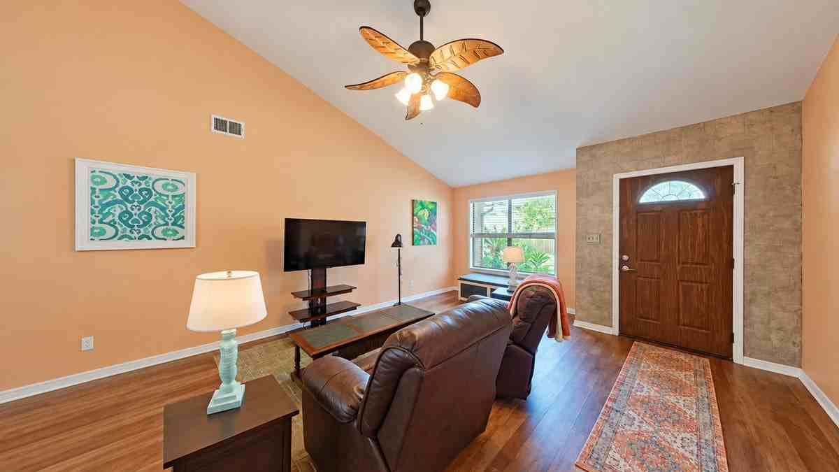 421 Waterway Ln - Photo 3 of 14