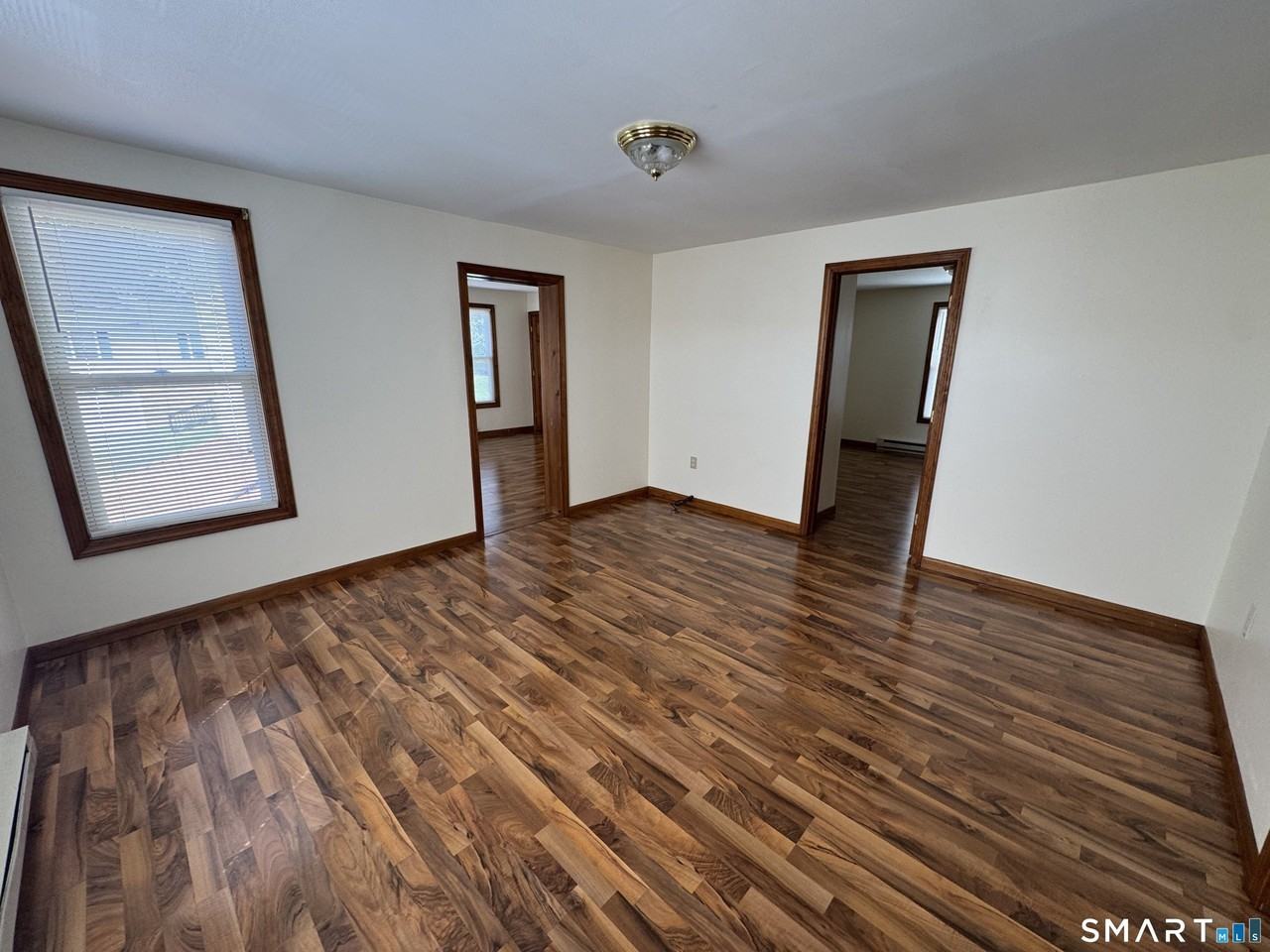 145 Hoadley St - Photo 5 of 12