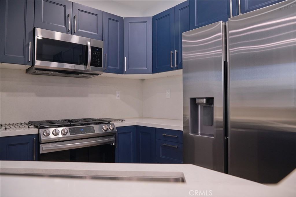 3902 Orangewood - Photo 2 of 16