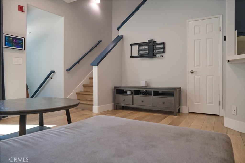 3902 Orangewood - Photo 4 of 16