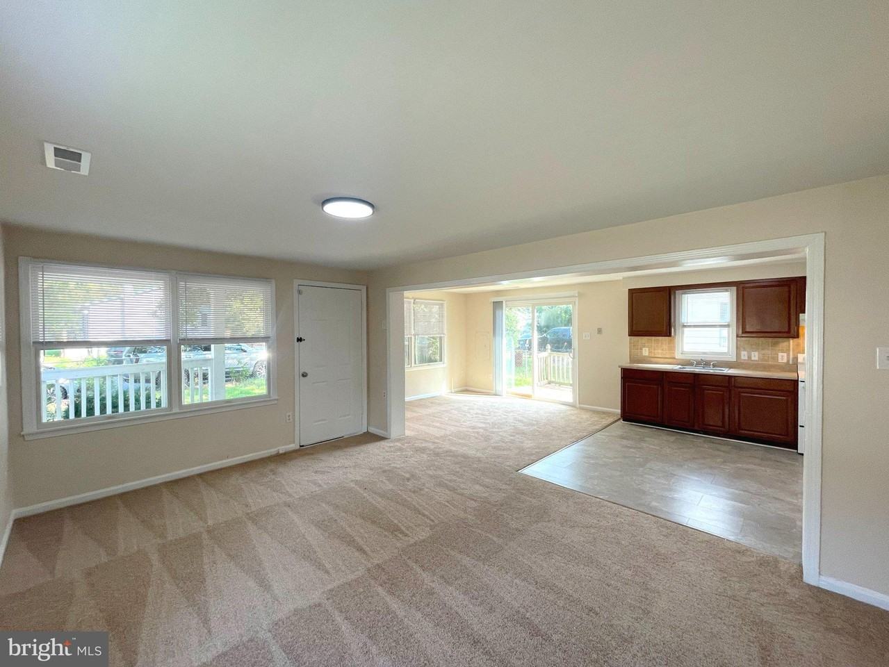 21349 Brighton Ave - Photo 2 of 22