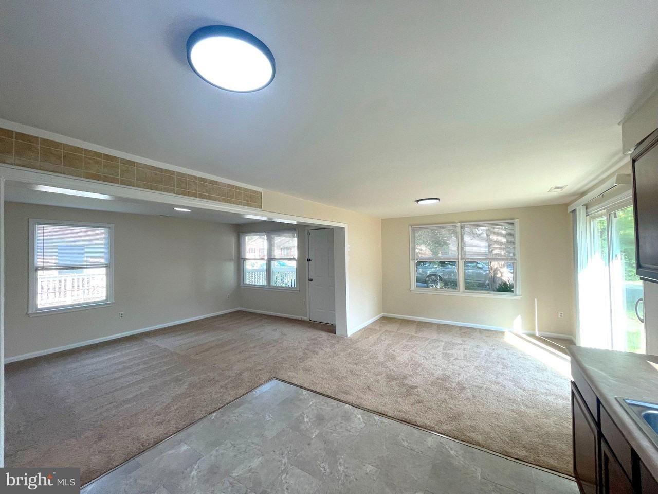 21349 Brighton Ave - Photo 6 of 22