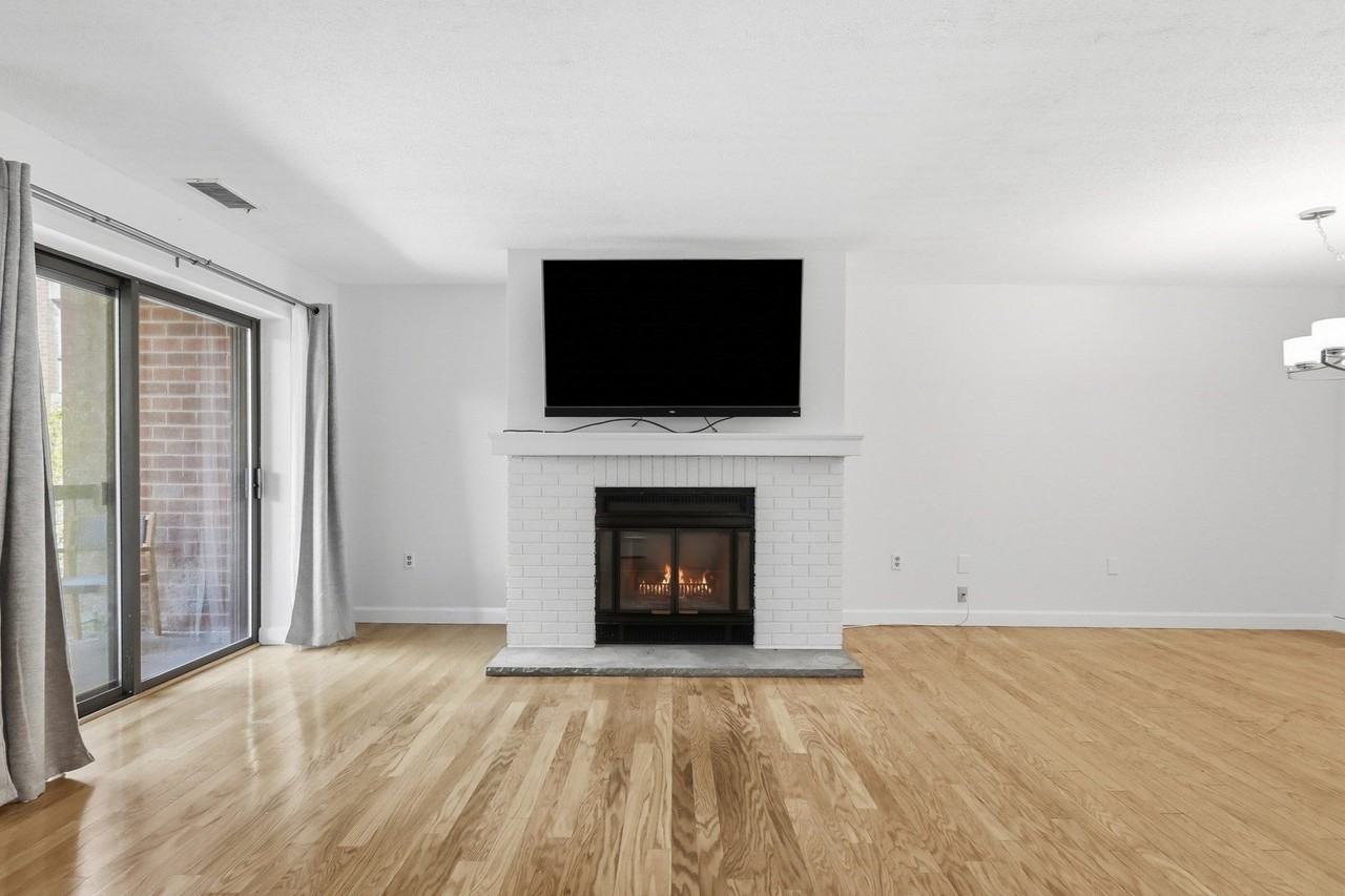666 Main St - Photo 7 of 27