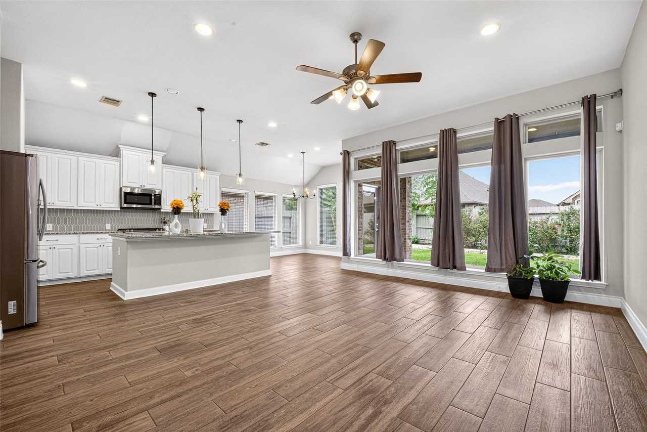 2232 Blackhawk Ridge Ln - Photo 3 of 43
