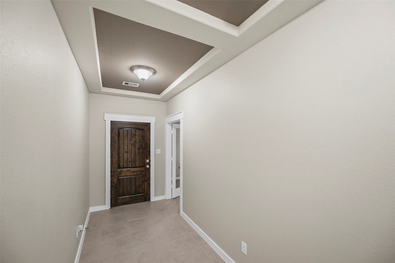 40315 S Hill Pass - Photo 4 of 33