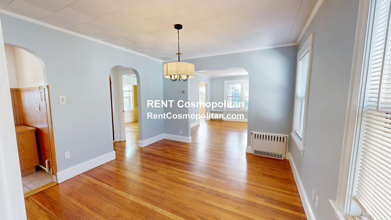 96 Bowen Ave #2