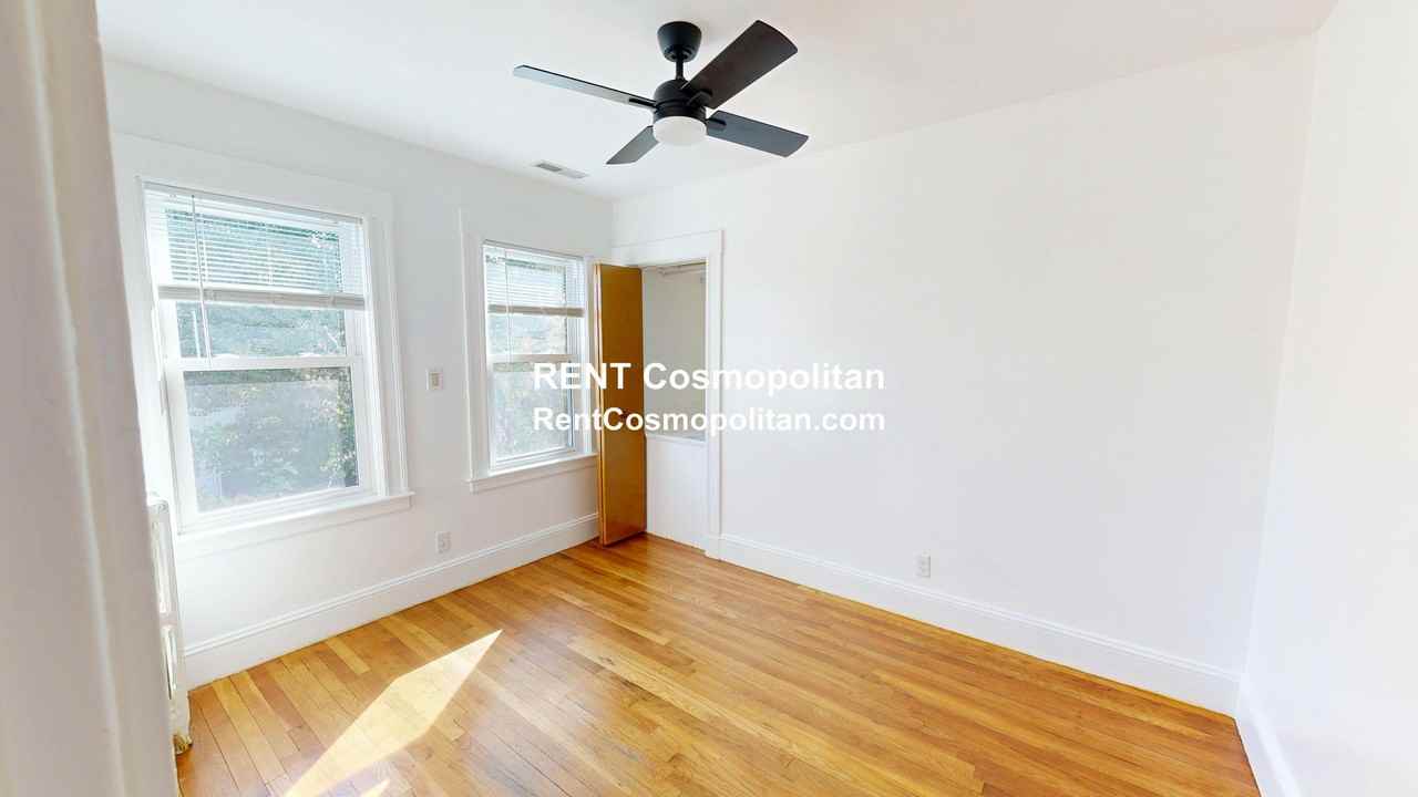 96 Bowen Ave #2 - Photo 5 of 11