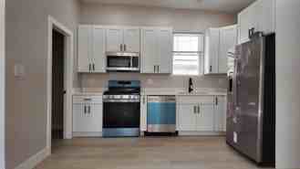 4300 N Kimball Ave #2R - Photo 1 of 1