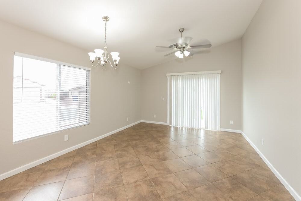 11509 W Shaw Butte Dr - Photo 6 of 16