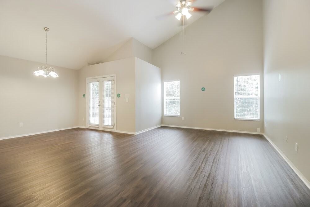 766 Meadowside Ct - Photo 4 of 17