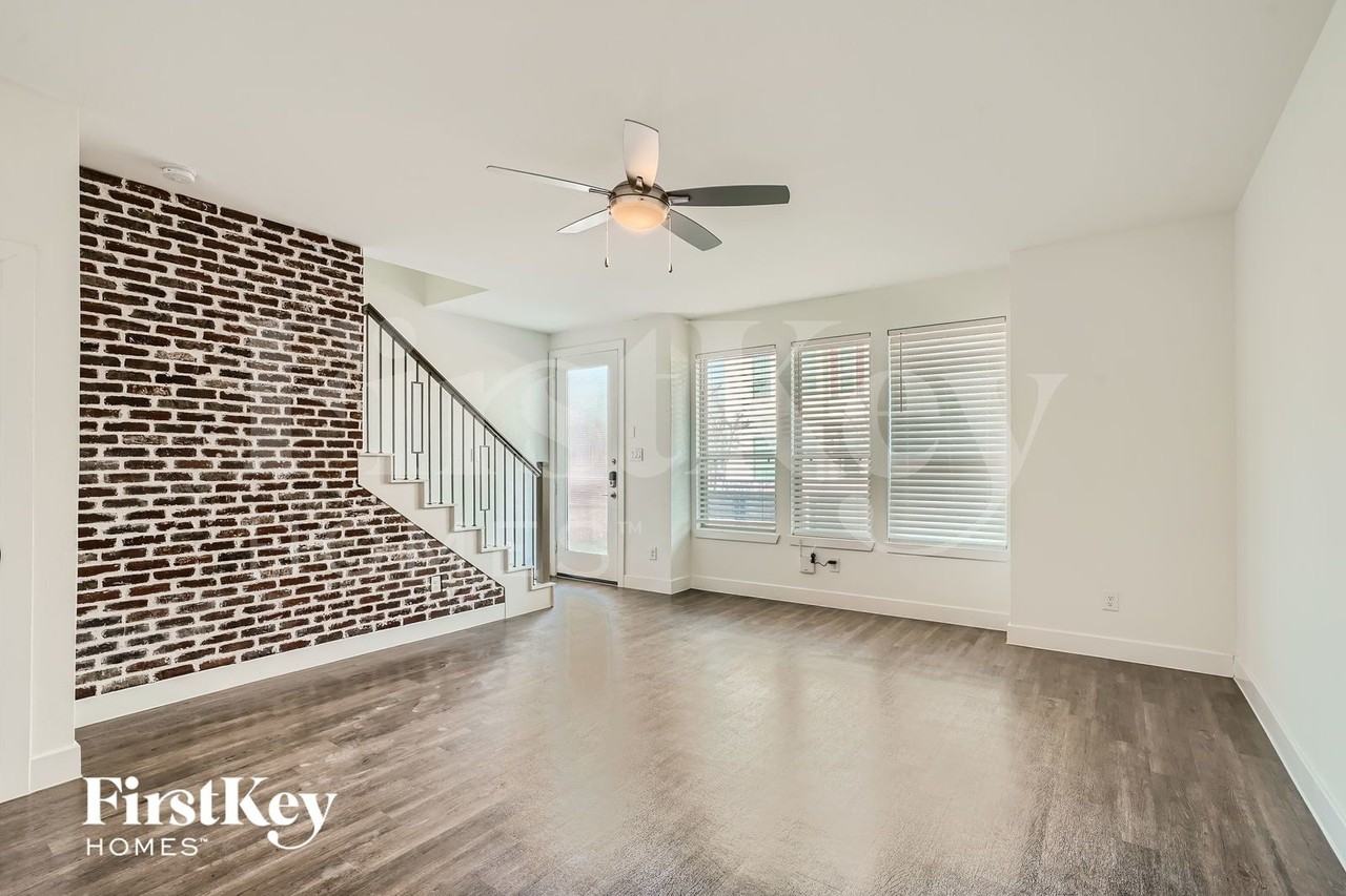 18632 Whimsic Aly - Photo 5 of 29