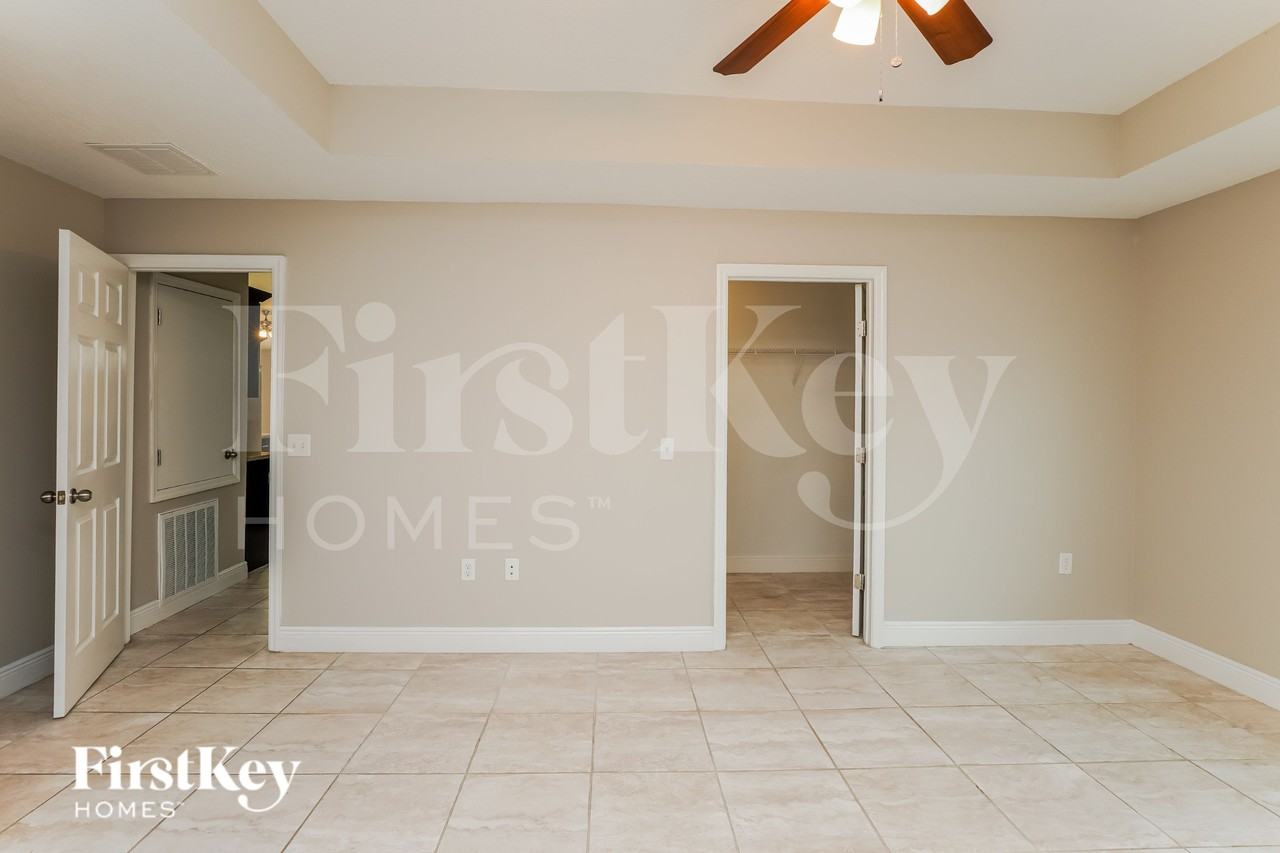 368 Camellia Ct - Photo 7 of 16