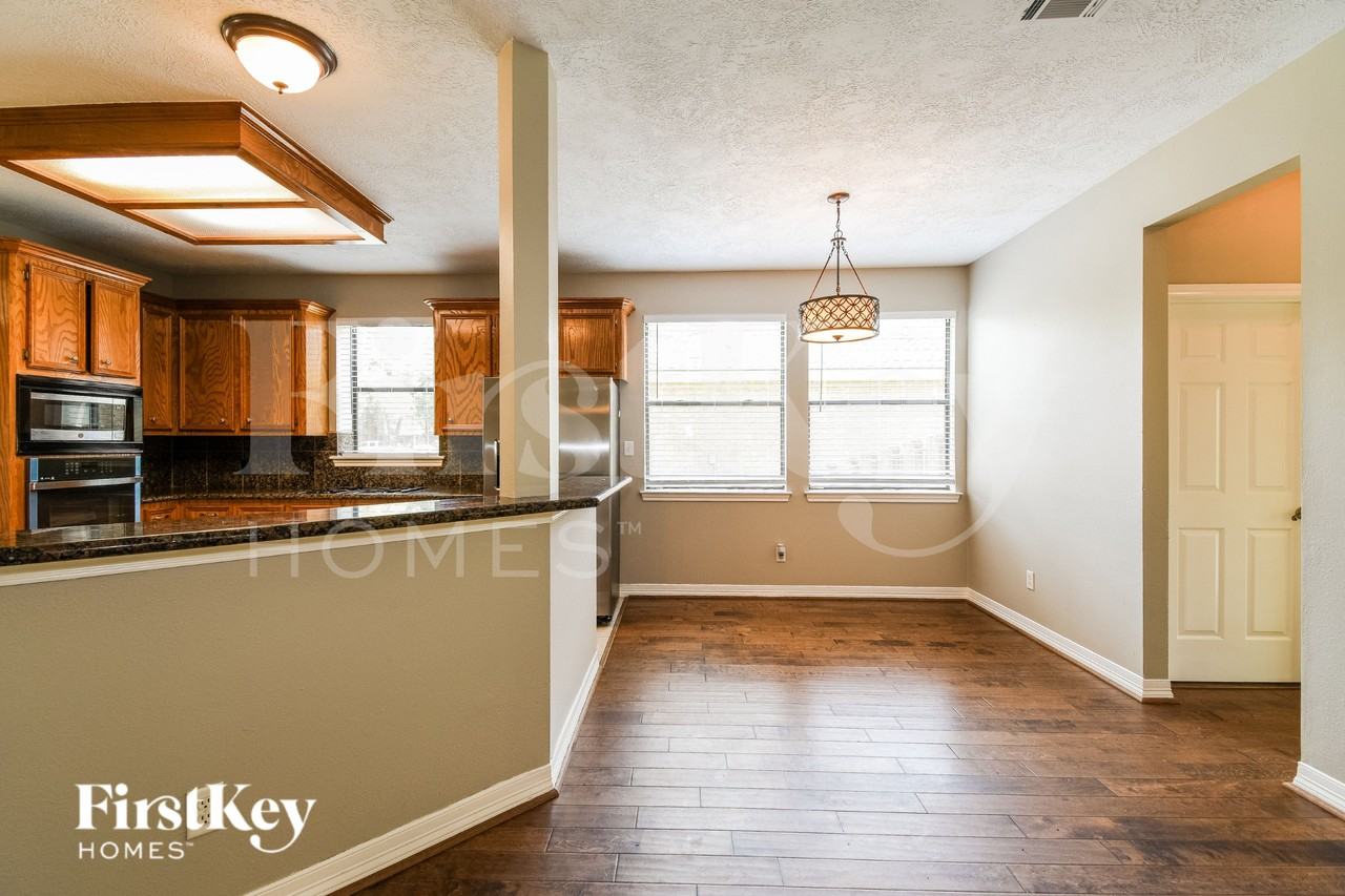 3509 Del Sur St - Photo 5 of 15