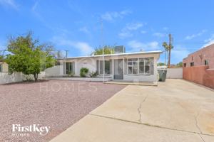 featured image of 3656 E Sylvane St