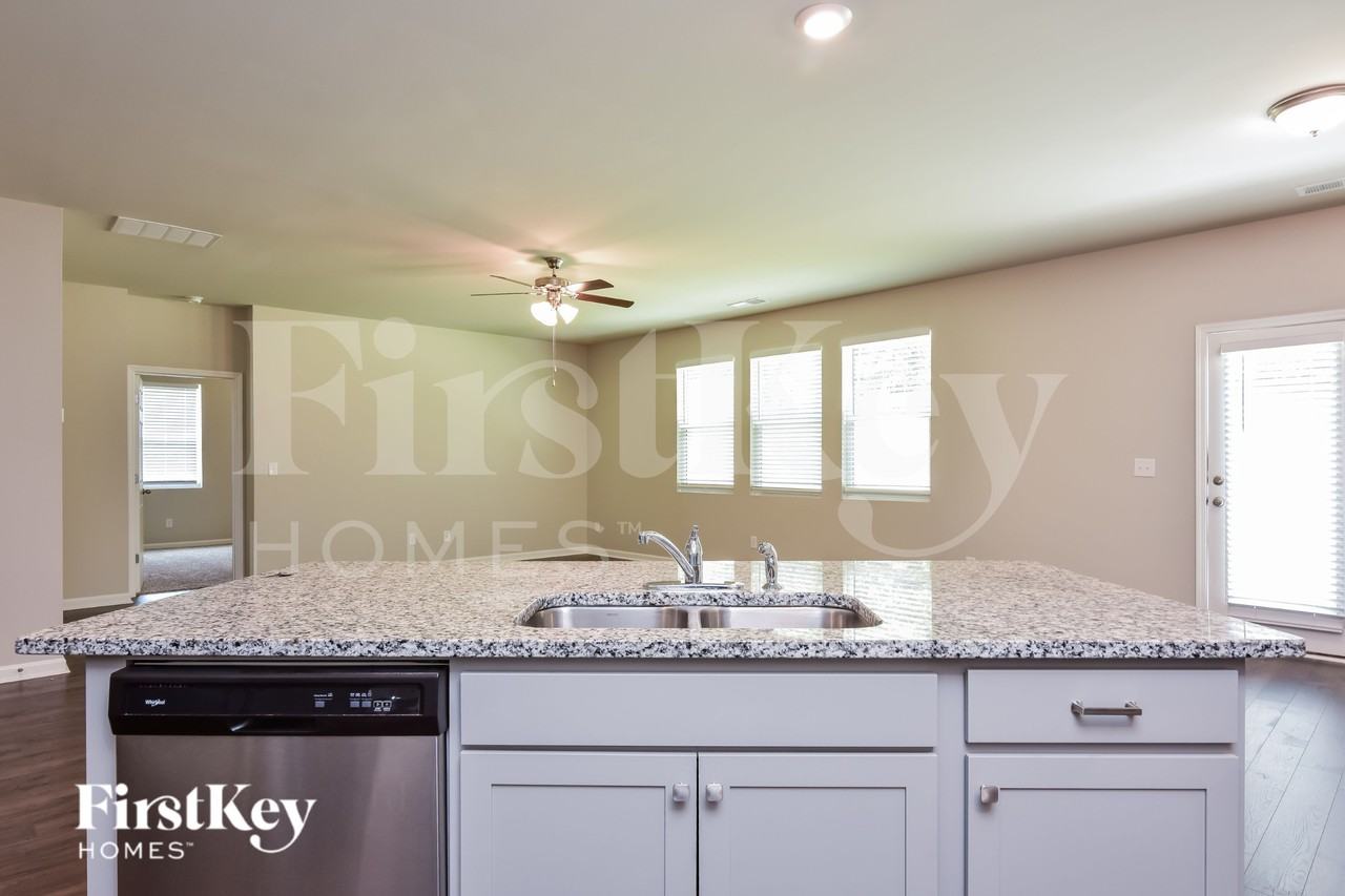 3521 Lilly Brook Dr - Photo 7 of 15