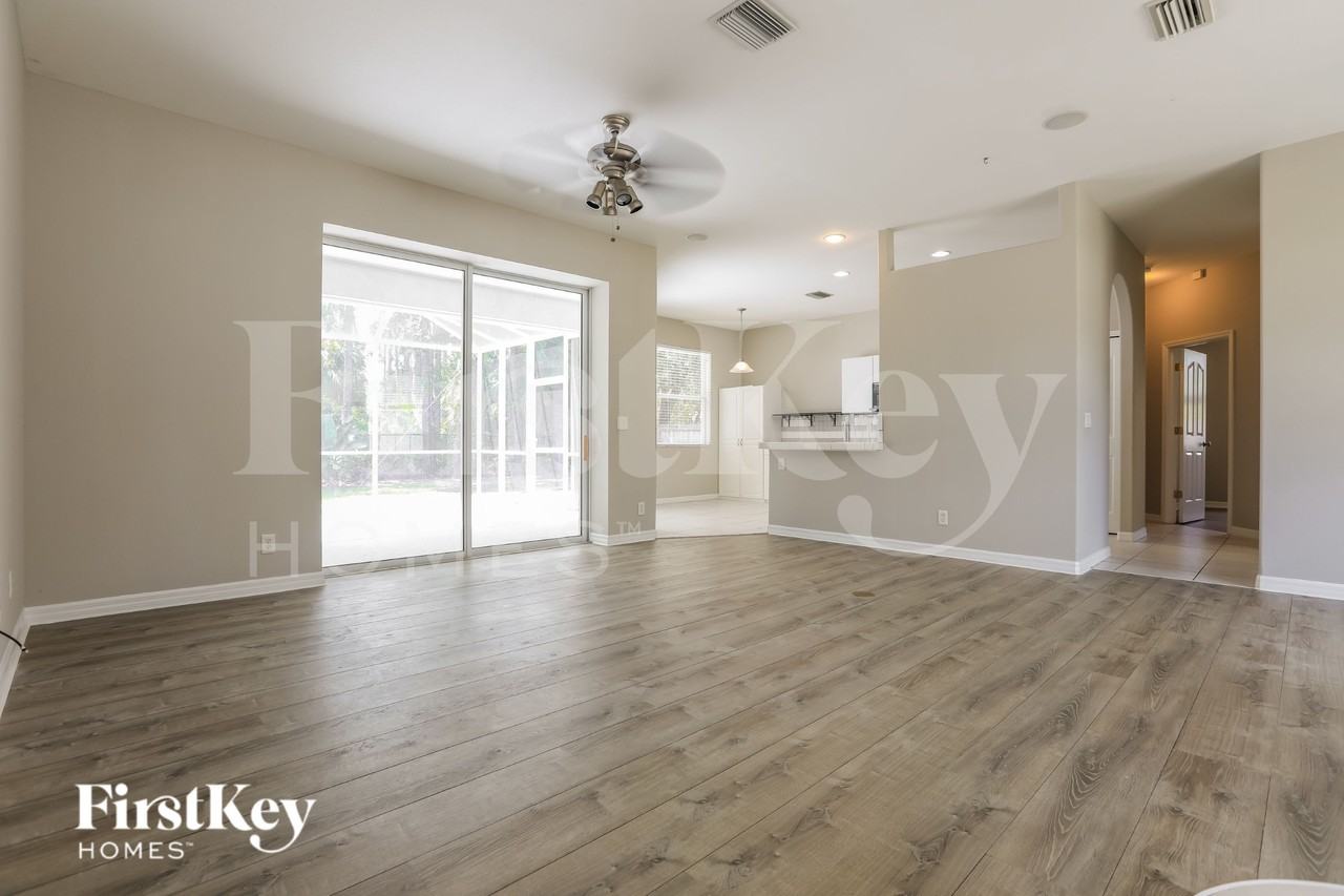 3773 Eagle Pass St - Photo 3 of 16