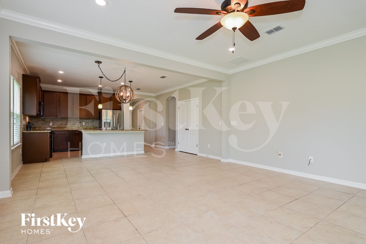 15906 Tisons Bluff Rd - Photo 4 of 14