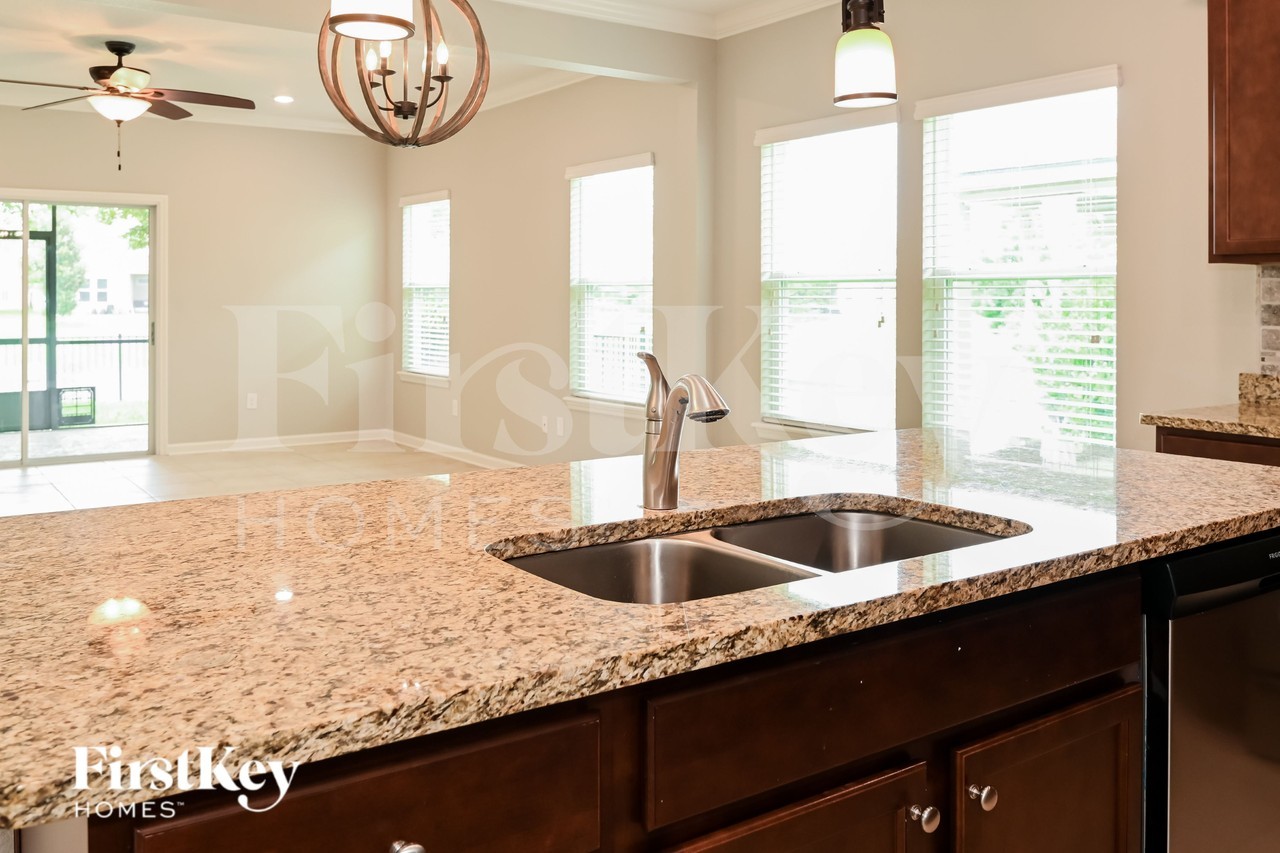 15906 Tisons Bluff Rd - Photo 6 of 14