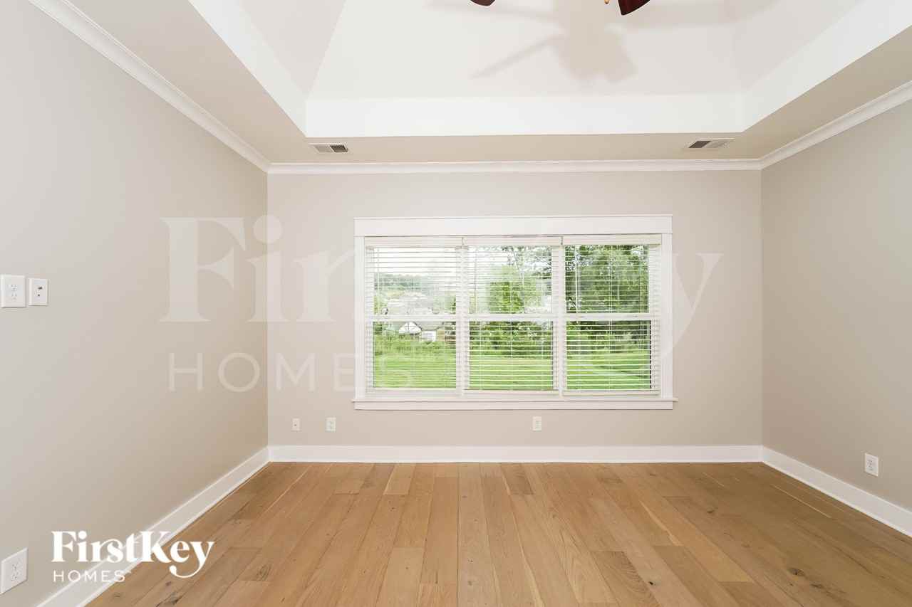 1320 Shades Ter - Photo 6 of 15