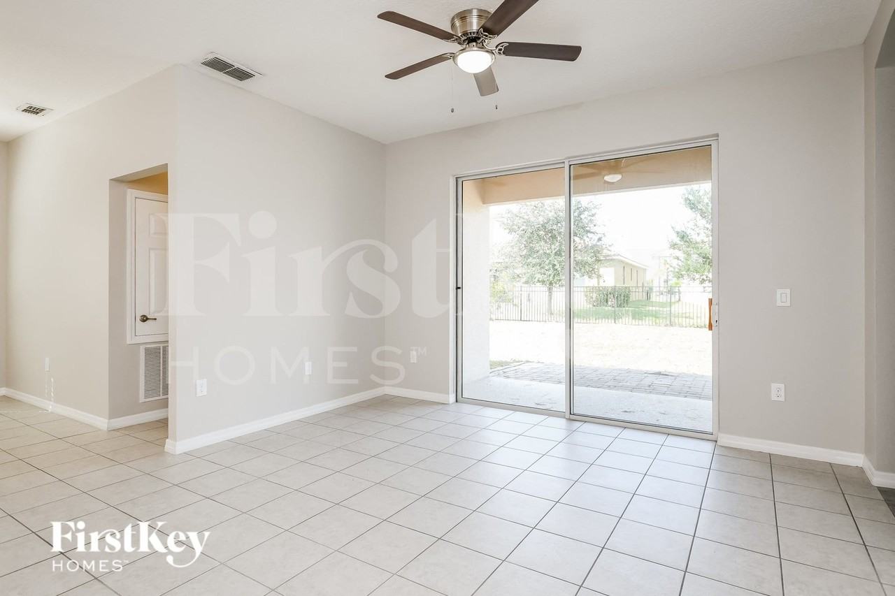 2251 Crofton Ave - Photo 3 of 17