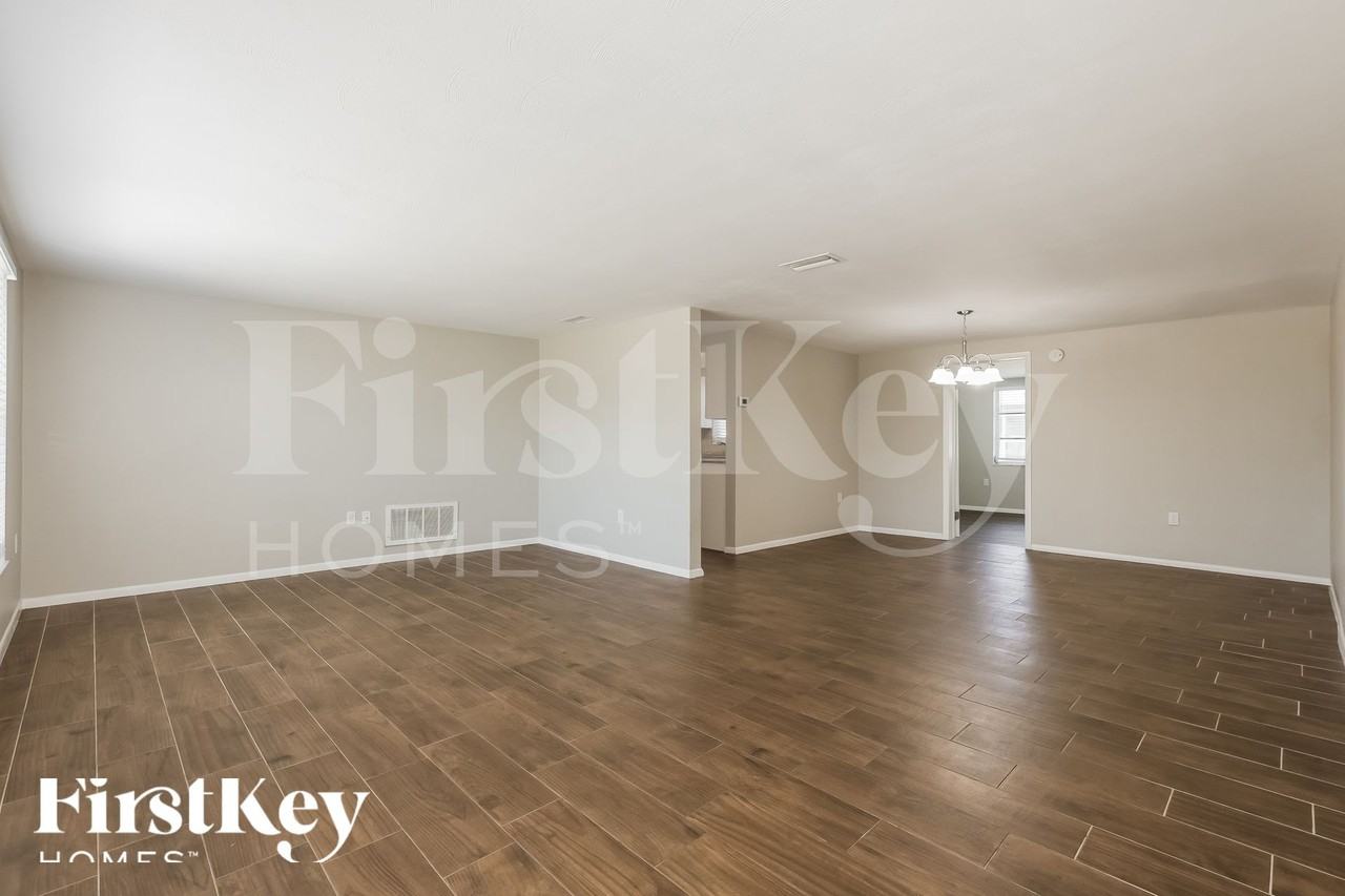 11240 Nome Ave - Photo 4 of 18