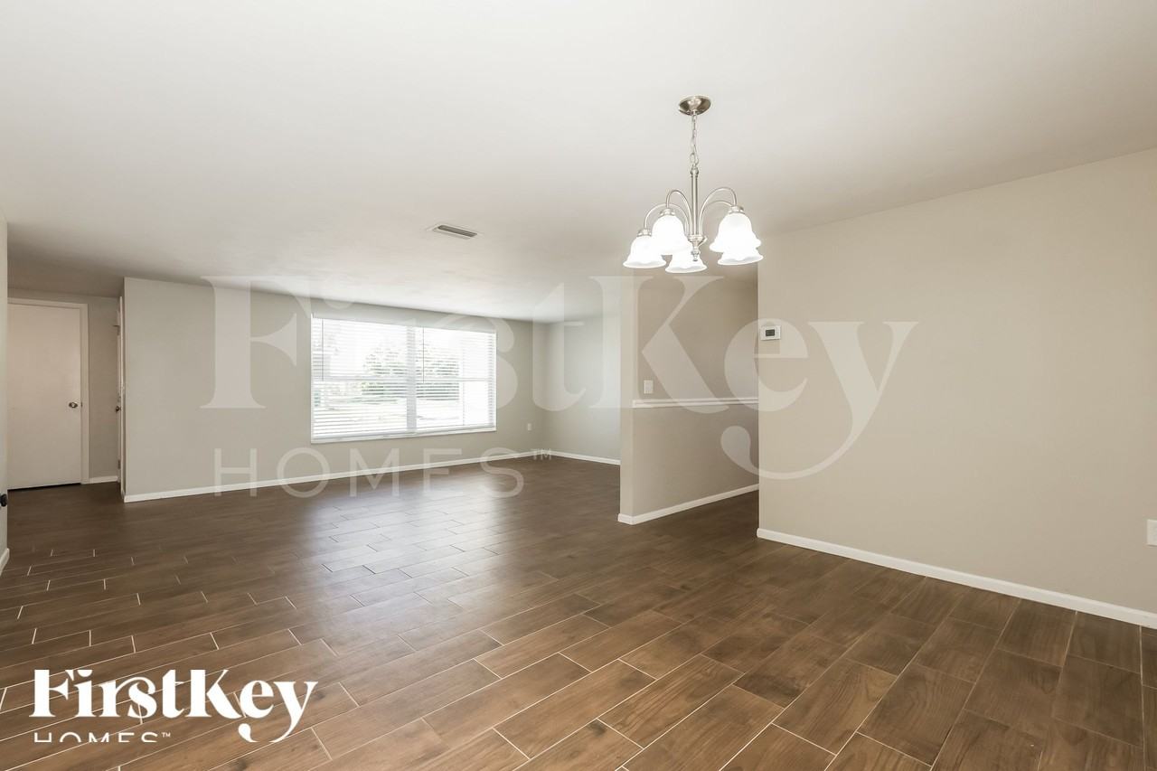 11240 Nome Ave - Photo 7 of 18
