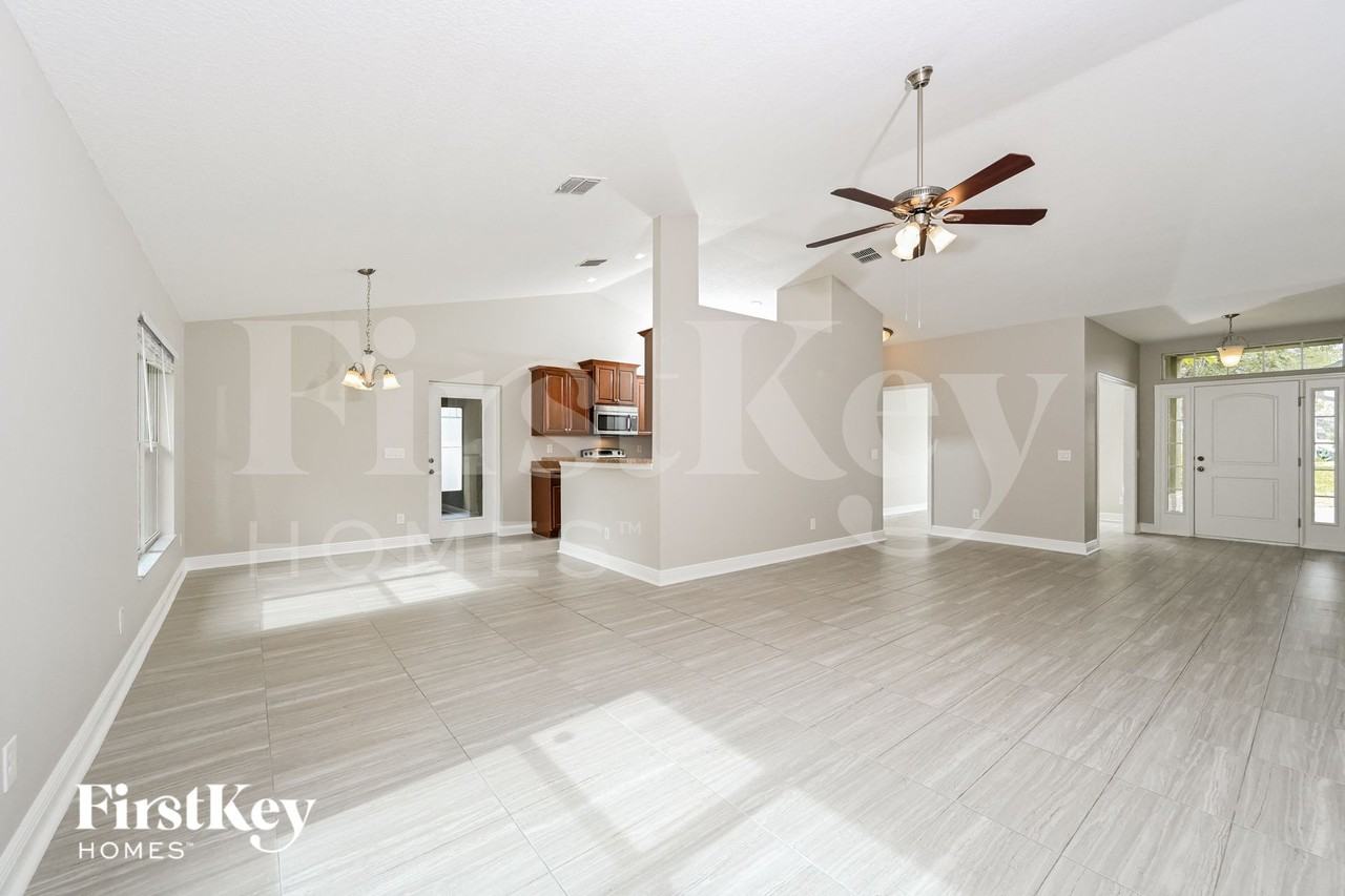 2178 Chickadee Dr - Photo 3 of 16