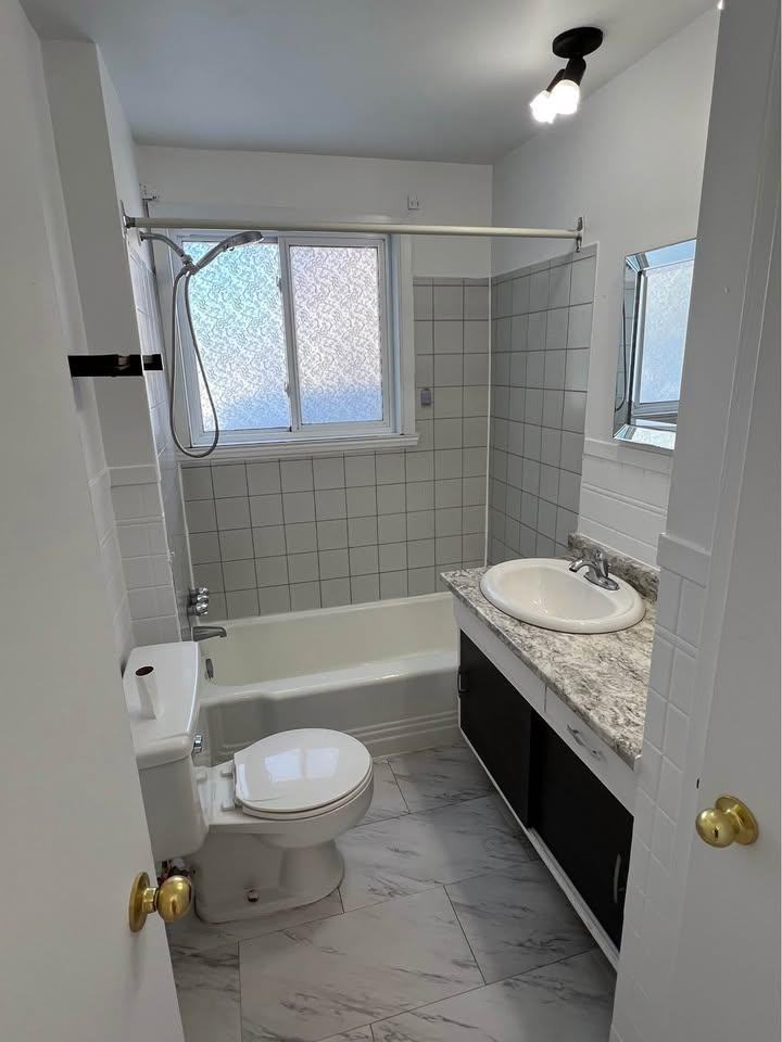 596 Rue Corbin - Photo 5 of 6