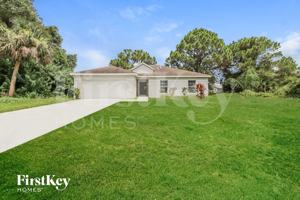 featured image of 3332 Rogue St
